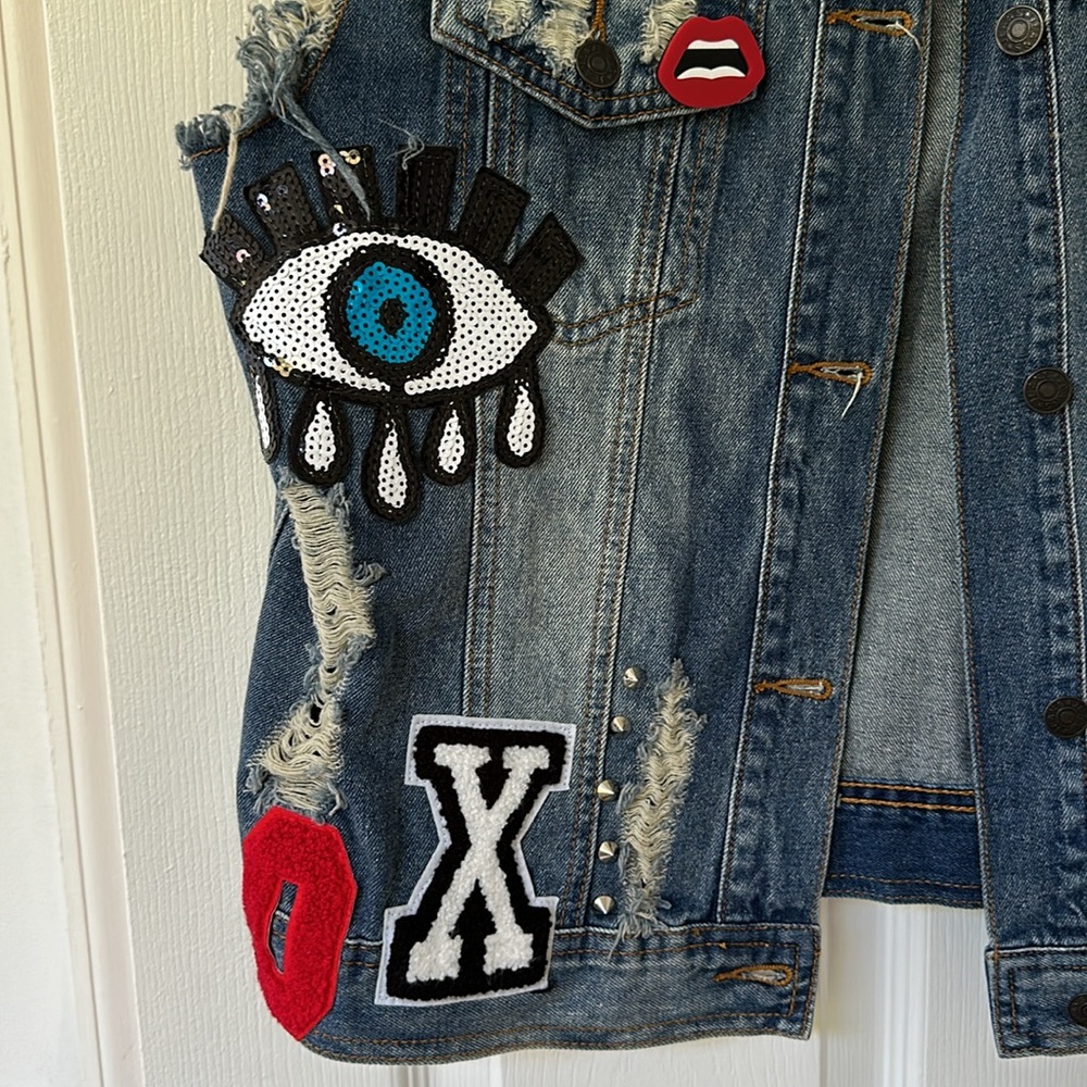 Sunset + Spring Denim Vest - Picture 4 of 8